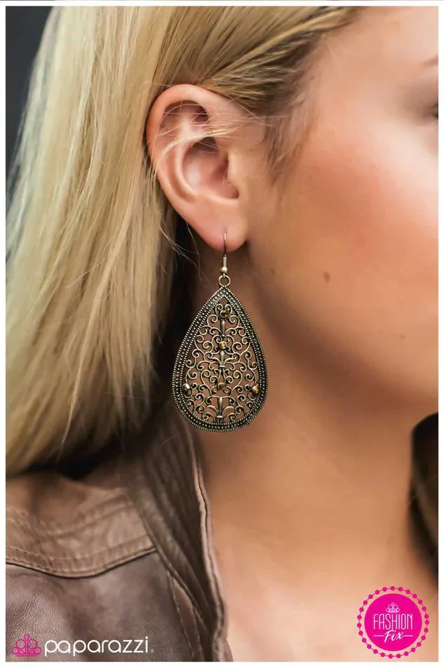 Earrings Paparazzi Jewelry Paparazzi Earring In the Presence of Greatness Brass Earrings Paparazzi Jewelry Paparazzi Earring In the Presence of Greatness Brass