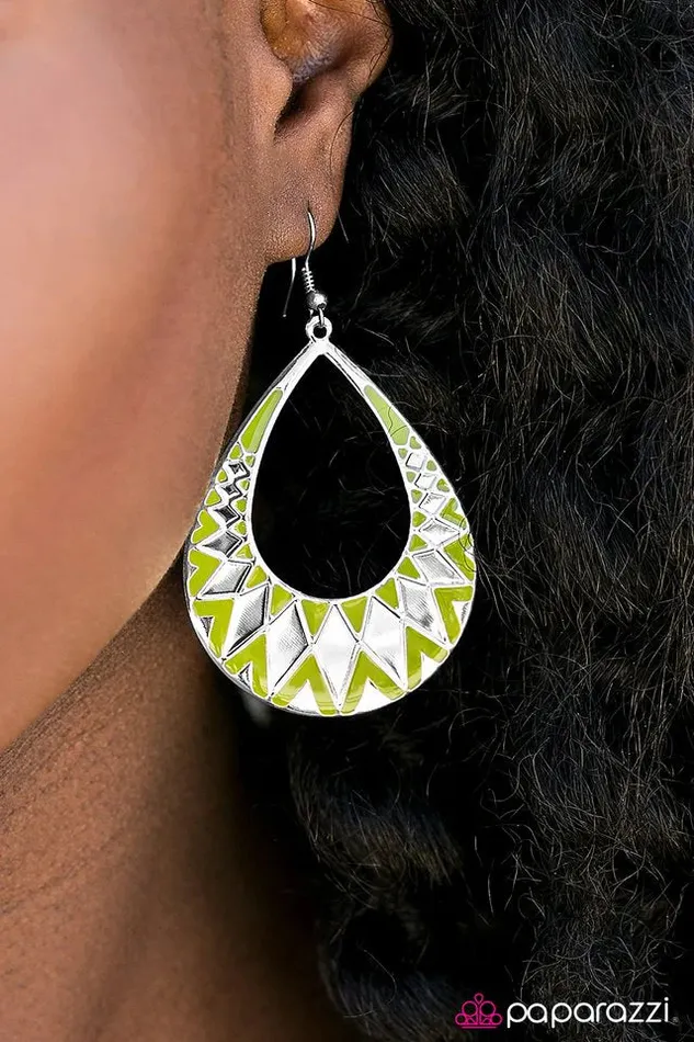 Paparazzi Earring Shattered Green Paparazzi Jewelry Earrings