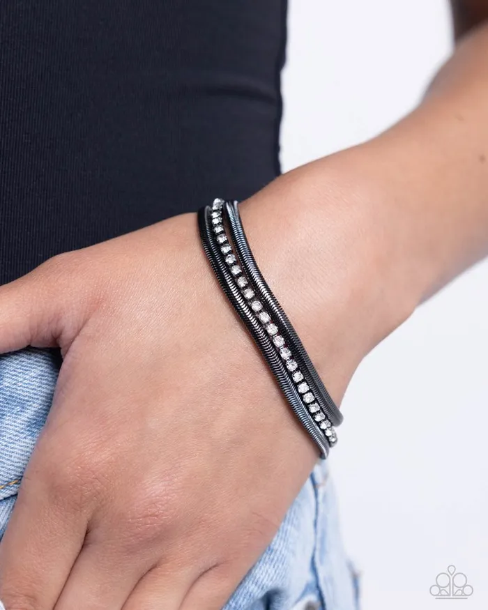 Paparazzi Jewelry Bracelets Paparazzi Bracelet A SQUARE Treasure Black