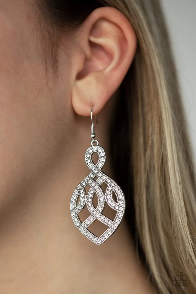 Paparazzi Jewelry Paparazzi Earring A Grand Statement White Earrings