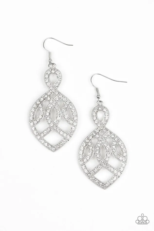 Paparazzi Jewelry Paparazzi Earring A Grand Statement White Earrings Paparazzi Jewelry Paparazzi Earring A Grand Statement White Earrings