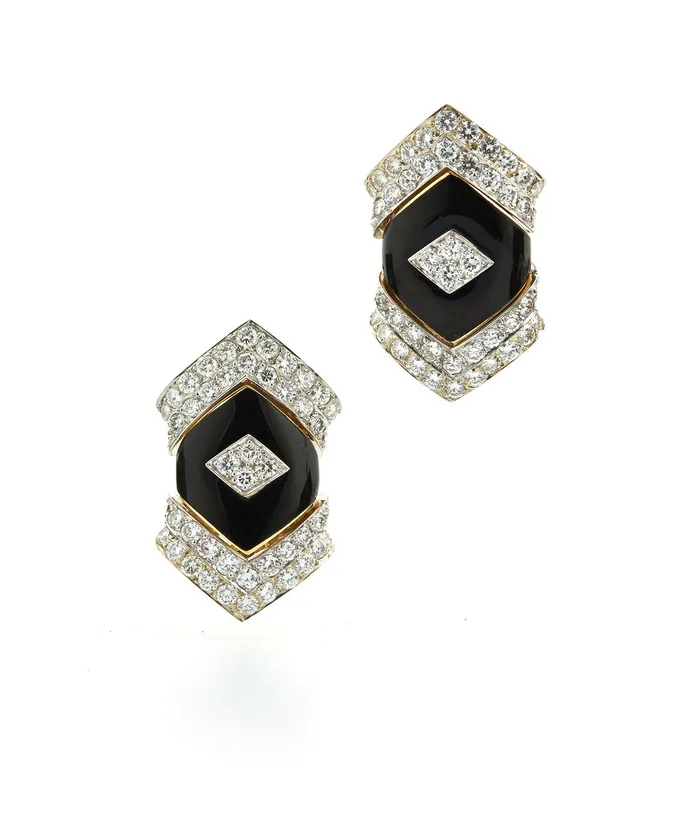 David Webb Workshop Earrings Manhattan Stud Earrings Black Enamel