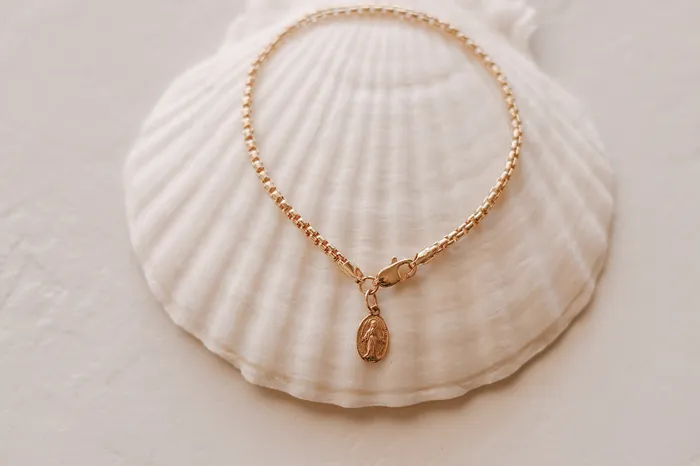Bracelets The Little Catholic 14k Gold Stella Miraculous Medal Bracelet