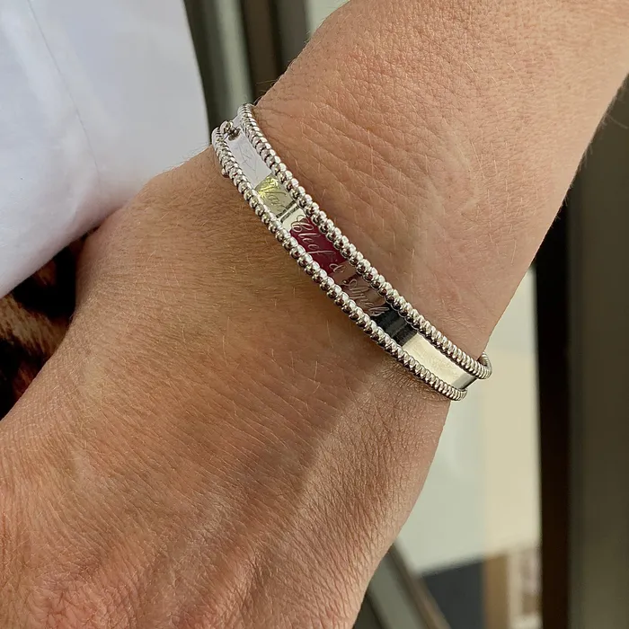 International Diamond Center Bracelets Van Cleef Arpels Perlee Signature Bracelet International Diamond Center Bracelets Van Cleef Arpels Perlee Signature Bracelet