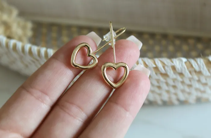 TheLittleCatholic Earrings Sweetheart Earrings