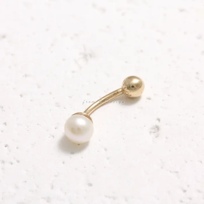 4mm Pearl Rook Piercing from J Shop Earrings
