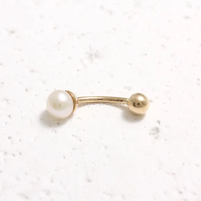 4mm Pearl Rook Piercing from J Shop Earrings