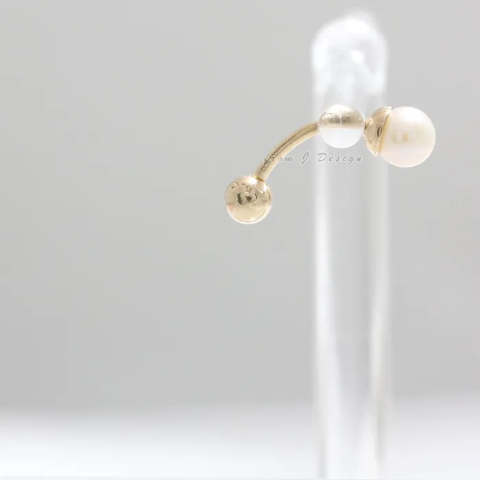 4mm Pearl Rook Piercing from J Shop Earrings