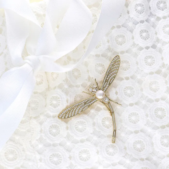 Earrings BERRICLE Dragonfly Button Cultured Pearl Pin in Sterling Silver