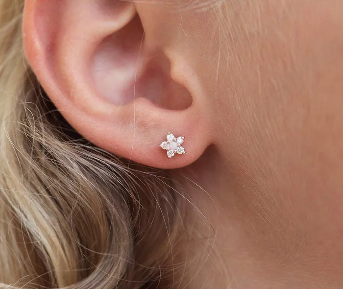 Earrings Capucinne Cora Opal Flower Stud Earrings with Diamonds