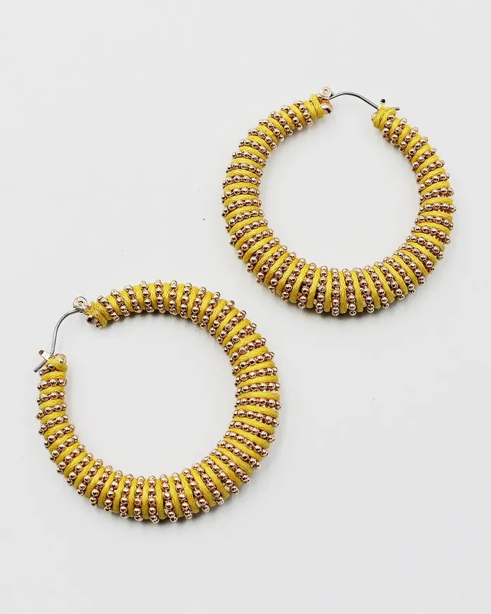 Earrings CHECK20241 Threaded Hoop Earrings with Round Metal Beads Earrings CHECK20241 Threaded Hoop Earrings with Round Metal Beads