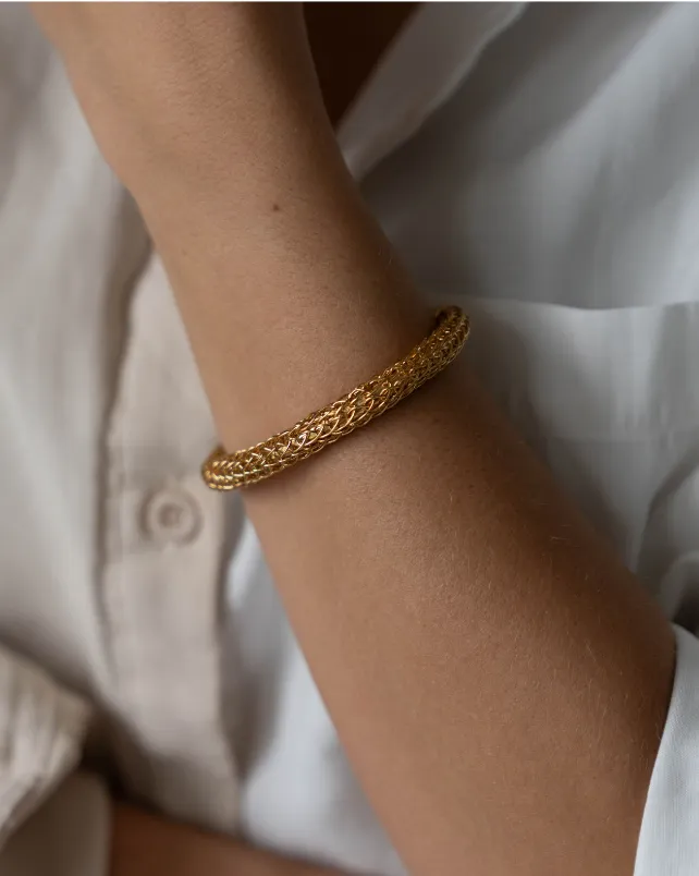 Bracelets SOKO FUMA Knit Chain Cuff Bracelet