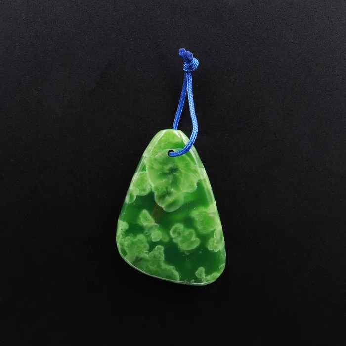 Intrinsic Trading Natural Maw Sit Sit Jade Ablite Pendant Freeform Teardrop Triangle Shaped Green Gemstone Necklaces