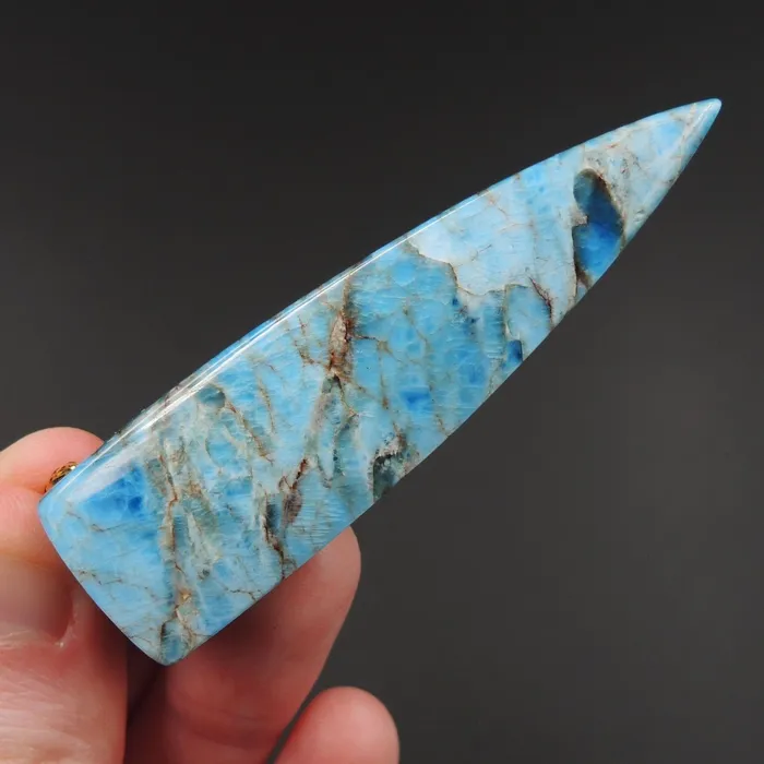 Intrinsic Trading Necklaces Apatite Pendant Unique Pattern Highly Polished Side Drilled Dagger Shaped Blue Natural Stone Pendant P1359