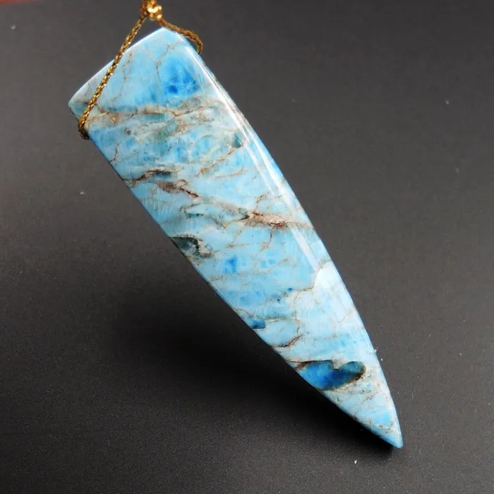 Intrinsic Trading Necklaces Apatite Pendant Unique Pattern Highly Polished Side Drilled Dagger Shaped Blue Natural Stone Pendant P1359