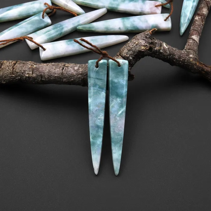 Natural Green Mountain Jade Earring Pair Long Dagger Triangle Drilled Cab Pair Matched Gemstone Beads A1 Intrinsic Trading Earrings