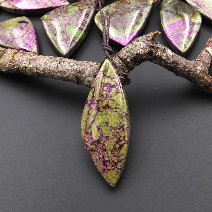 Necklaces Intrinsic Trading Natural Atlantisite Stichtite Abstract Butterfly Wing Triangle Pendant Side Drilled Gemstone A4 Necklaces Intrinsic Trading Natural Atlantisite Stichtite Abstract Butterfly Wing Triangle Pendant Side Drilled Gemstone A4