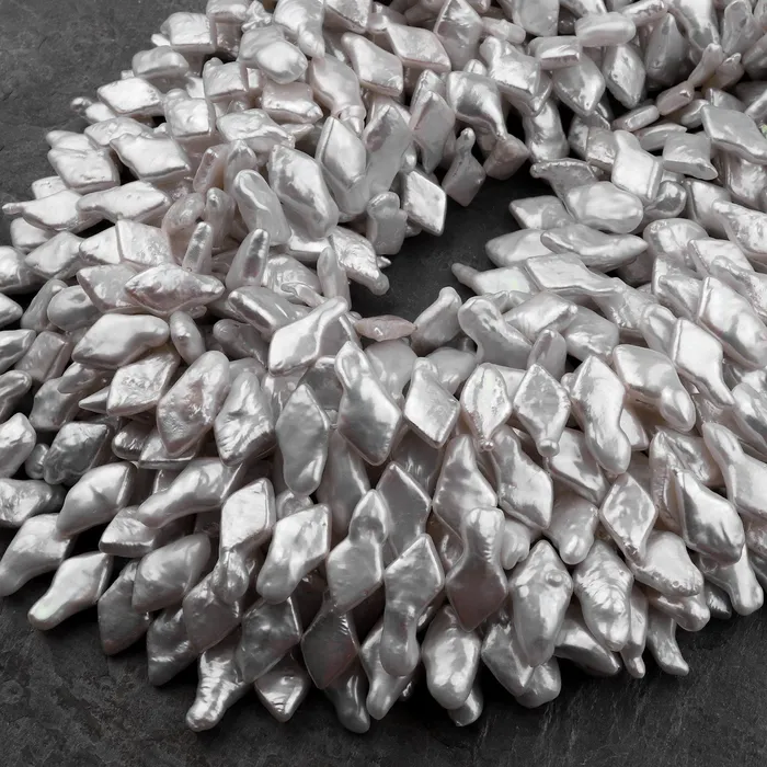 White Marquoise Diamond Pearl Real Genuine Natural Freshwater Pearl Cener Drilled 16 Strand Intrinsic Trading Necklaces